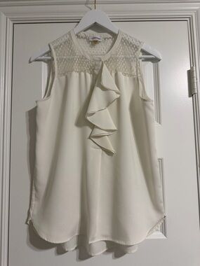 Calvin Klein Cream Ruffle Front Sleeveless Camisole